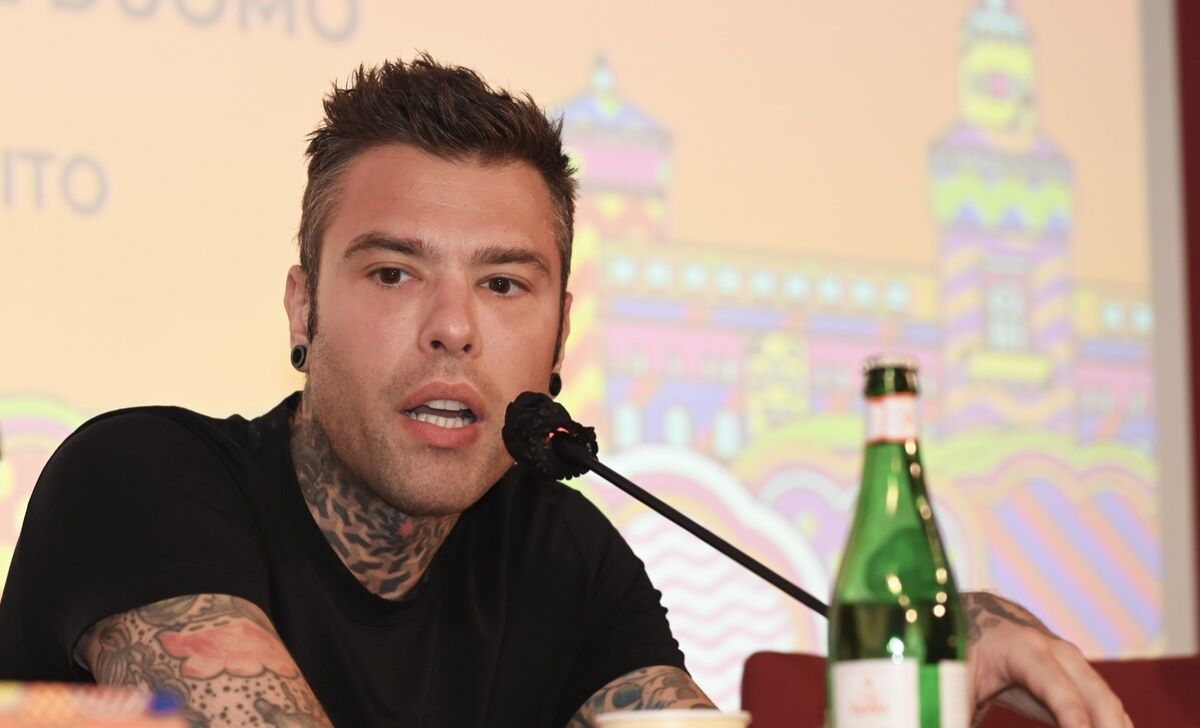 Fedez scaglia accuse contro Puff Diddy: “È un criminale molto serio”